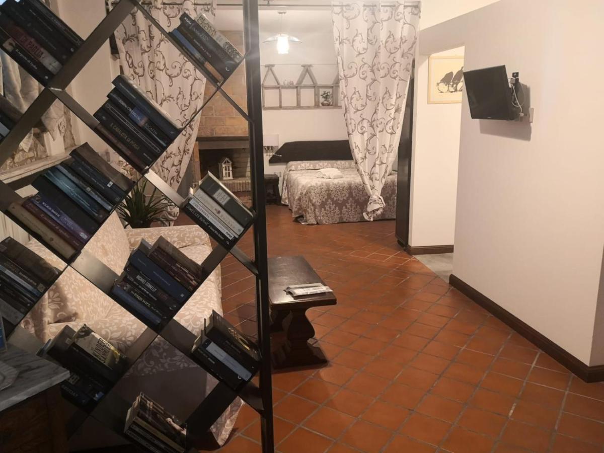 カスティリオーネ・デル・ラーゴ Il Torrione Bed & Breakfast エクステリア 写真