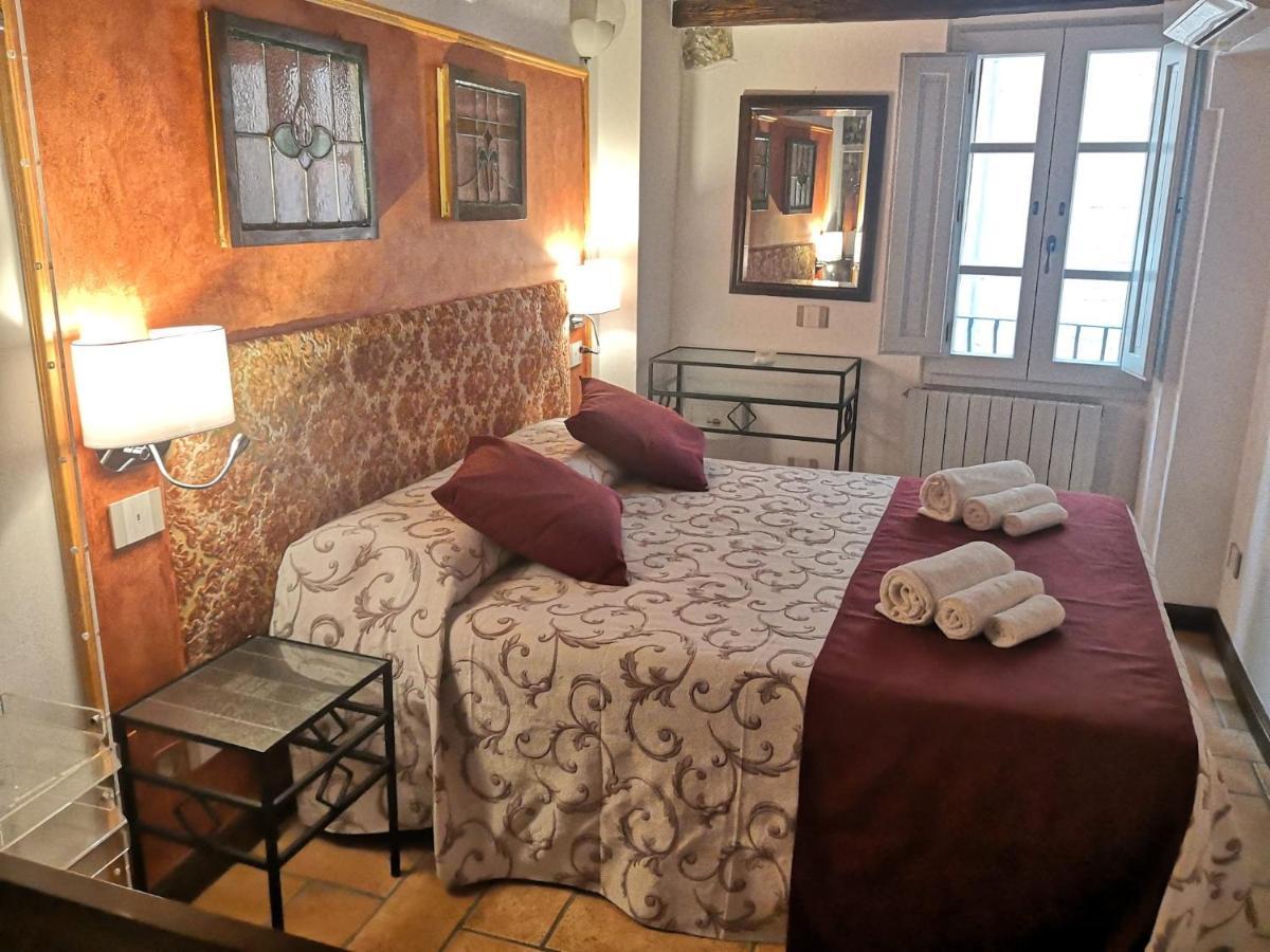 カスティリオーネ・デル・ラーゴ Il Torrione Bed & Breakfast エクステリア 写真