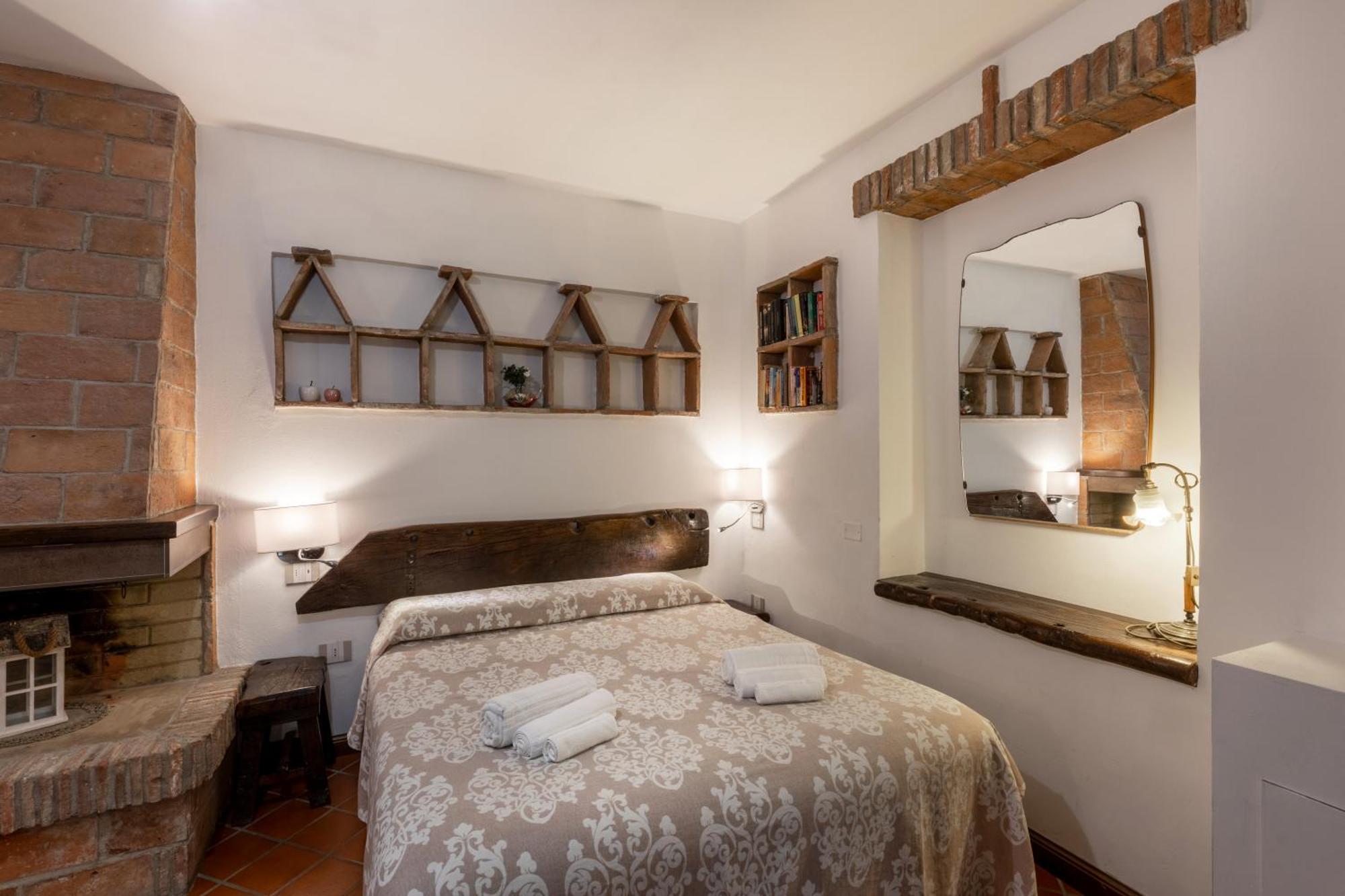 カスティリオーネ・デル・ラーゴ Il Torrione Bed & Breakfast エクステリア 写真