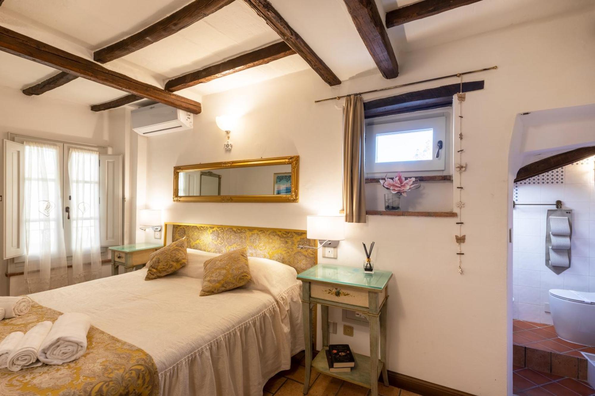 カスティリオーネ・デル・ラーゴ Il Torrione Bed & Breakfast エクステリア 写真